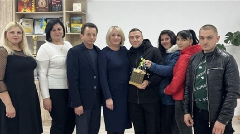 Хлопцю з Самбірщини придбали житло у Бориславі: він військовий і має статус дитини-сироти