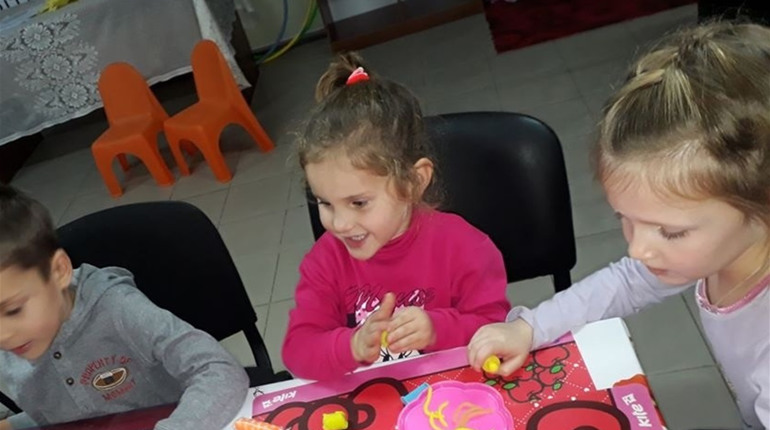 Підготовка до школи з "Карітас". Подовжено набір дошкільнят у групи