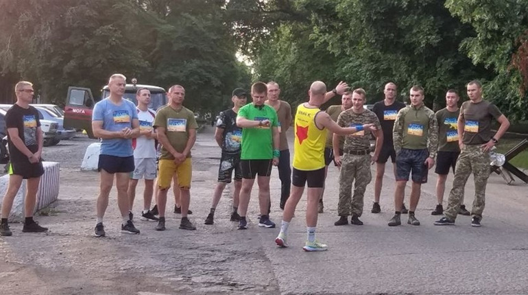 Забіг на підтримку ЗСУ: воїни вже отримали генератор