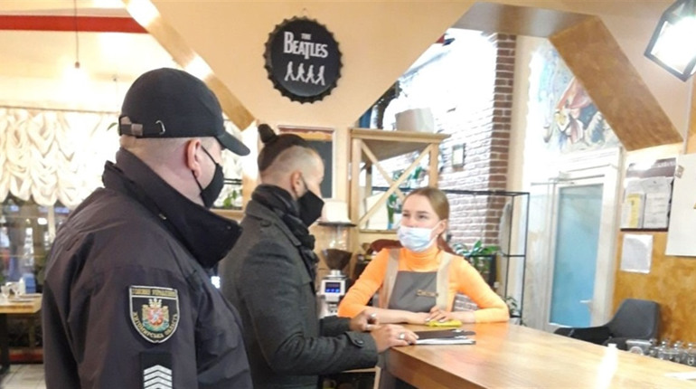 Як в Новограді контролюють дотримання карантинних вимог "червоного рівня"