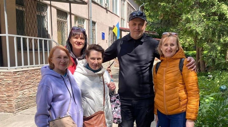 У Києві запрацював хаб для переселенців з Херсонської області: які послуги він надаватиме