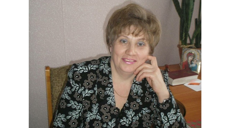 Віра, яка завжди живе з надією і дарує любов
