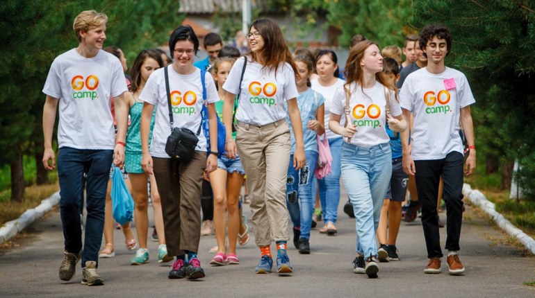 GoCamp запрошує місцеві школи до участі у мовних таборах: чим це цікаво