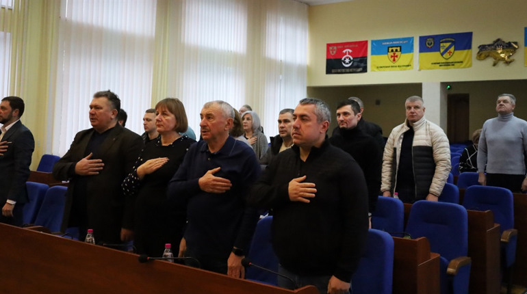 Позачергова сесія у Звягелі: гроші для ветеранів та допомога ЗСУ