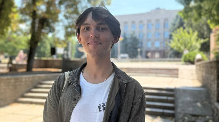 «Я хочу бачити молодь молоддю»: Максим Доскач про життя і можливості у Первомайську