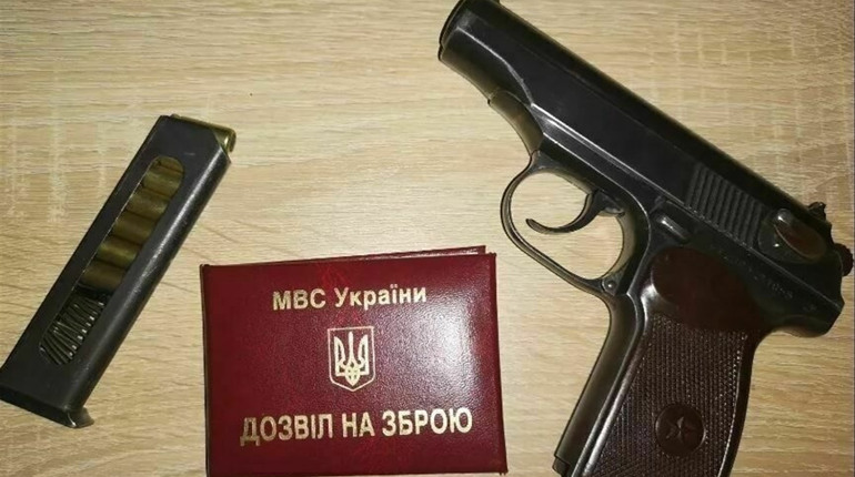 Подбайте про документи на зброю: прийом громадян у Білопільському ВП поновлюється