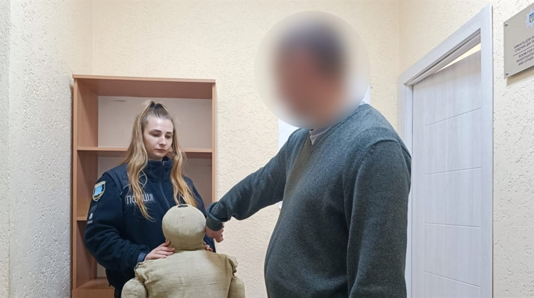 Терор для пенсіонерів у Воронежі: сусіда судитимуть за напад