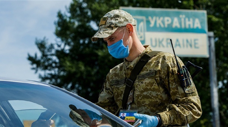 Чоловіки-студенти іноземних вишів більше не можуть виїхати за кордон під час воєнного стану