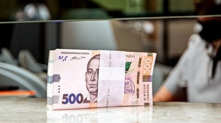 Привласнили 400 тисяч: двох жінок із Сарненського району підозрюють у розкраданні держбюджету