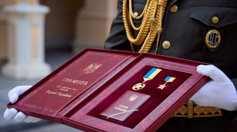 Лишилось зовсім трошки: триває збір підписів про присвоєння звання Героя загиблим херсонцям