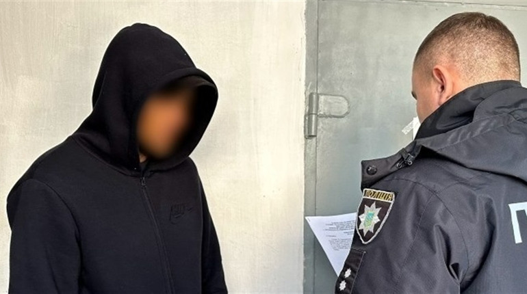 По гарячих слідах. У Первомайську поліціянти затримали грабіжника