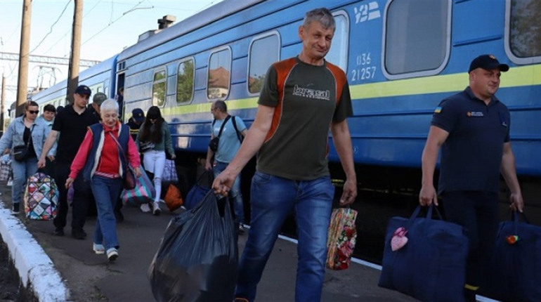 Куди звертатися жителям громад Глухівщини щодо питань про евакуацію. Номери телефонів