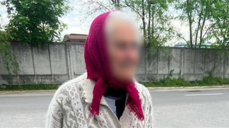 У Сарнах літня жінка загубилася та не могла знайти дорогу додому
