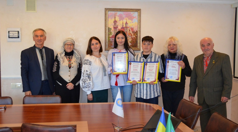В ювілейному обласному конкурсі від «Просвіти» переміг і школяр з Володимирця