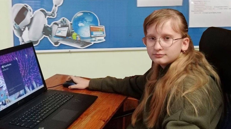 Юна винахідниця з Глухова здобула призові місця у всеукраїнському конкурсі. Що вона створила?