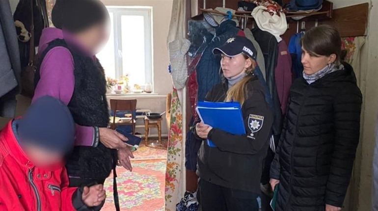 Поліція Білопілля перевірила родини, які опинилися у складних життєвих обставинах