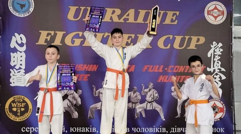 Південноукраїнські каратисти здобули друге командне місце на «UKRAINE FIGHTER CUP» у Миколаєві