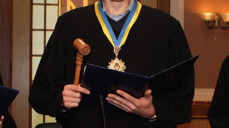 У Вигодянській громаді засудили керівницю освіти за втрати з бюджету