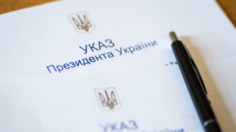 Головному лікарю Кагарлицької ЦРЛ Віктору Кулініченку присвоєно звання “Заслужений лікар України”