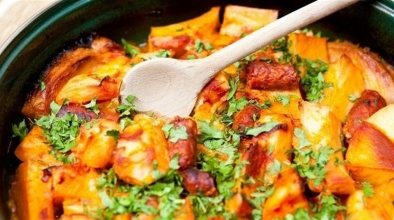 Рецепт дня: картопля з мисливськими ковбасками