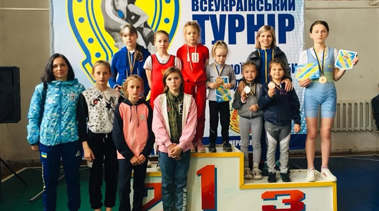 Два турніри — 16 нагород: борці Сарненського району повернулись зі змагань