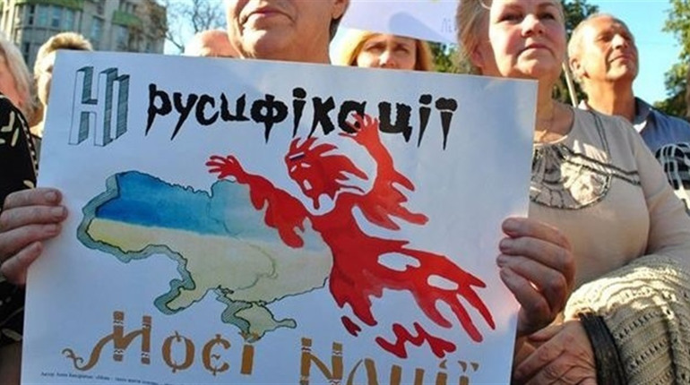 Русифікація та антиукраїнська пропаганда у школах. На Луганщині викрито ще двох колаборанток