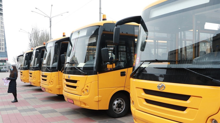 Полянівська школа Мелітопольського району отримала новий автобус
