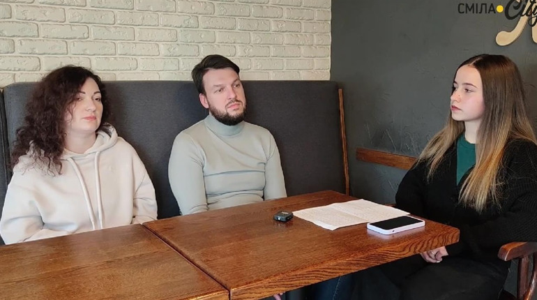 Евакуювались з Маріуполя та почали нове життя у Смілі: інтерв'ю з маріупольцями Наталією та Денисом