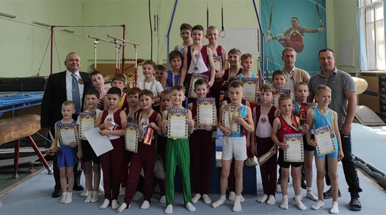 Перемоги на всеукраїнському та місцевому турнірах: фастівські гімнасти знову показали клас