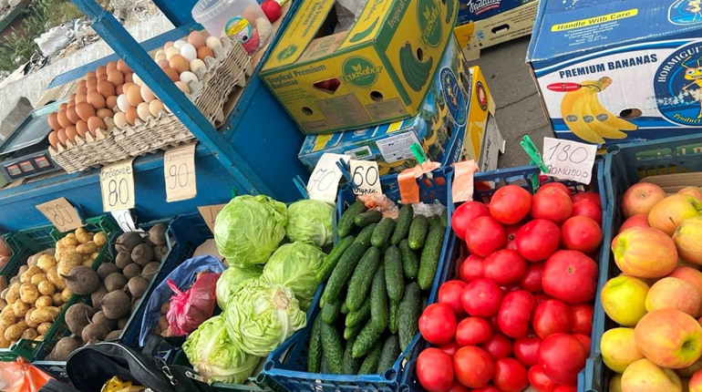 Які ціни на харчі на ринках окупованої Нової Каховки