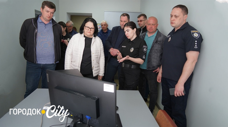 Городоцька поліція демонструє систему Custody Records: як це працює у Городку