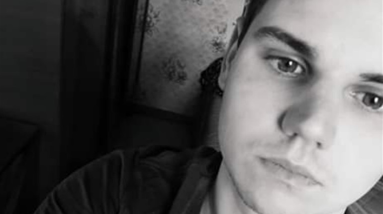 20-річному жителю Черняхова В’ячеславу Михайлову потрібна допомога