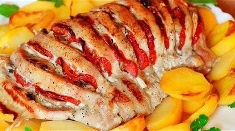 Рецепт дня: м'ясо з овочами "Гармошка"