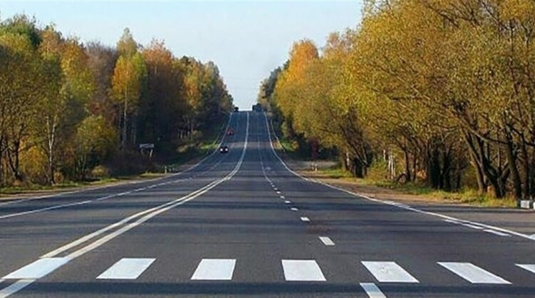 З 1 листопада в Україні запроваджують нові правила дорожнього руху. Що про це варто знати водіям