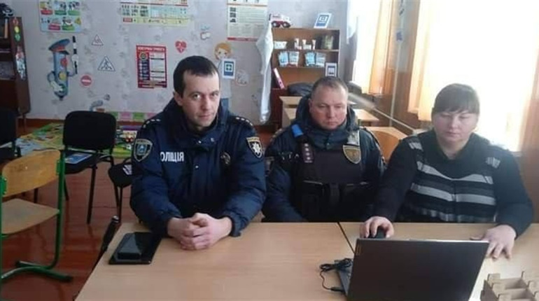 Поліцейські офіцери Ворожбянської громади провели для дітей урок безпеки