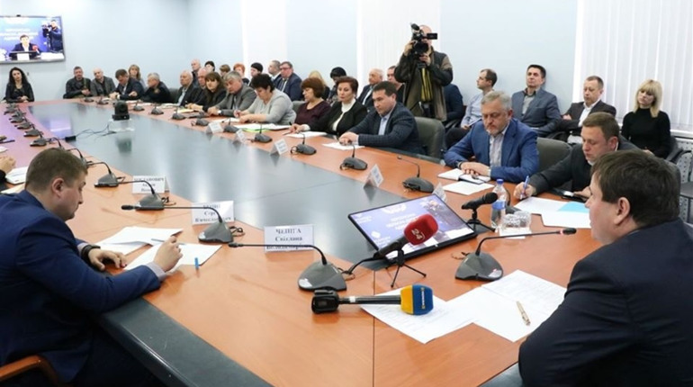 Сексистські танці в Херсонській ОДА завершуються гучними звільненнями