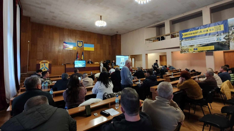 Впізнай депутата-земляка на фото! Тест