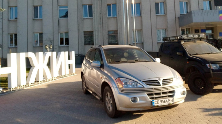 Найкраще вітання ЗСУ - автівки на передову