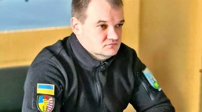 Голову Сумської РДА Романа Гученка запідозрили в заробітку на благодійній допомозі. Деталі