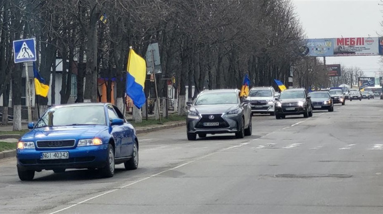 З Південноукраїнська до Первомайська: автопробіг підтримки полонених і зниклих безвісти