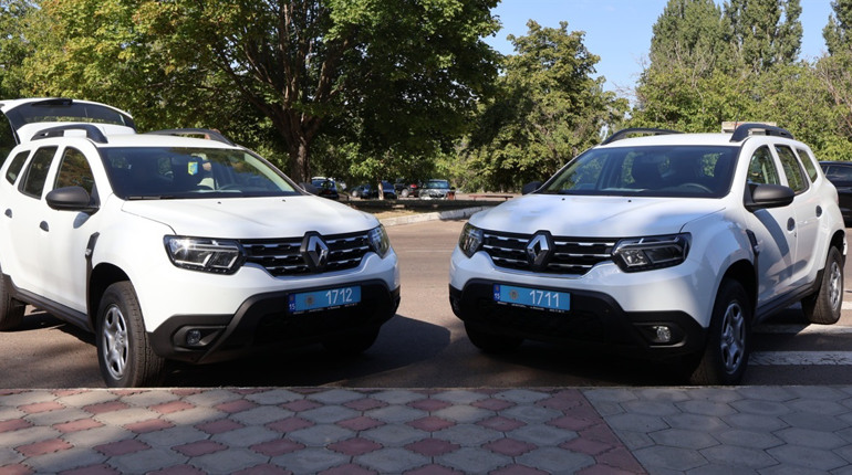 Автопарк южноукраїнських поліцейських поповнився двома автівками