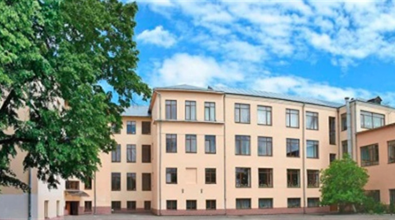 Два ліцеї та три гімназії Дрогобича досі без опалення: як це пояснюють у відділі освіти