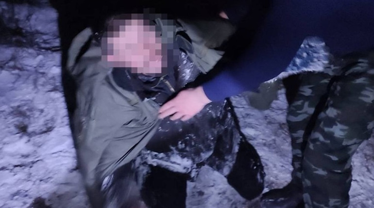 У негоду впав у канаву та загубився: у Сарненському районі врятували чоловіка