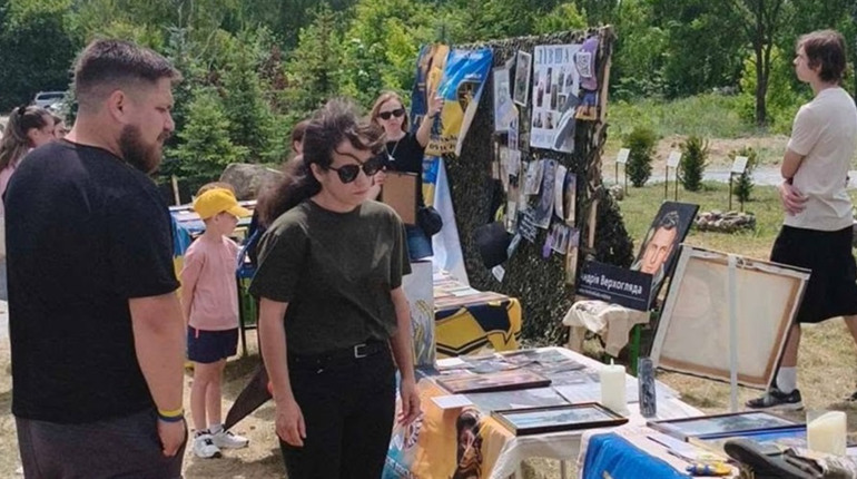 Фестиваль "Відлуння голосів" у Парку нескорених зібрав родини полеглих Героїв