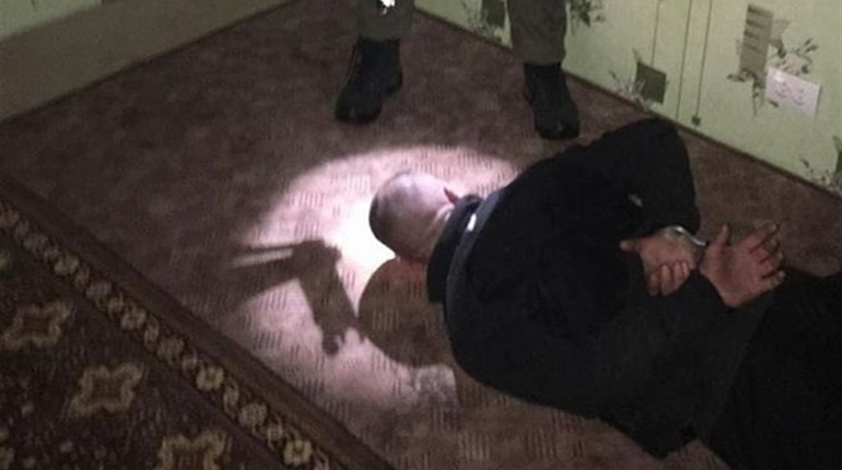 На Сватівщині затримали раніше судимого 44-річного чоловіка. Він хотів вбити сусіда з рушниці