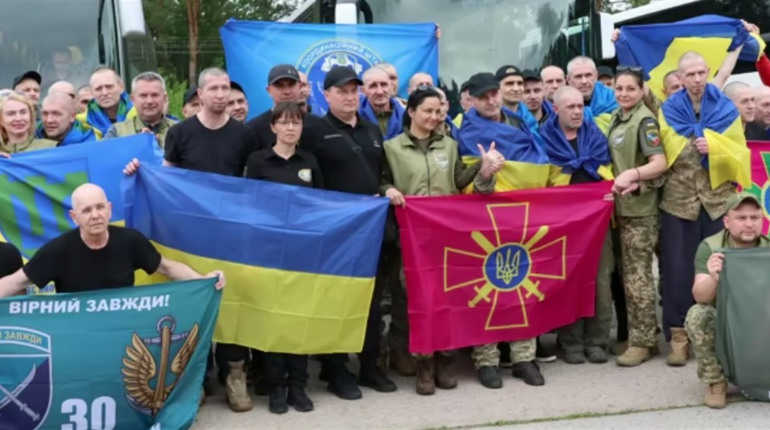 Україна та РФ провели новий обмін полоненими: кого звільнили