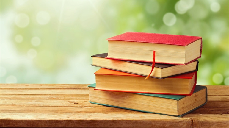Побачила світ книга, у якій розкривається новаторська освітня діяльність Володимирецького колегіуму