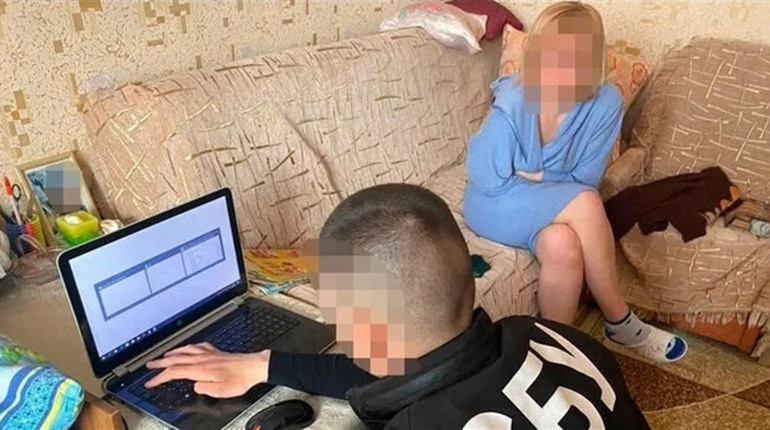 СБУ затримала хмельничанку, яка допомагала російським окупантам