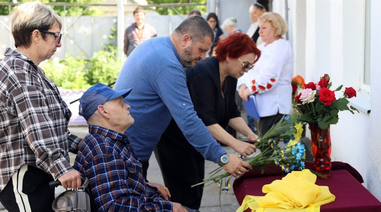 В Ізмаїлі відкрили меморіальну дошку на честь захисника Валерія Степанова