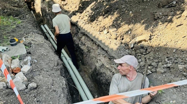 У Покровську триває масштабна підготовка багатоповерхівок до наступного опалювального сезону